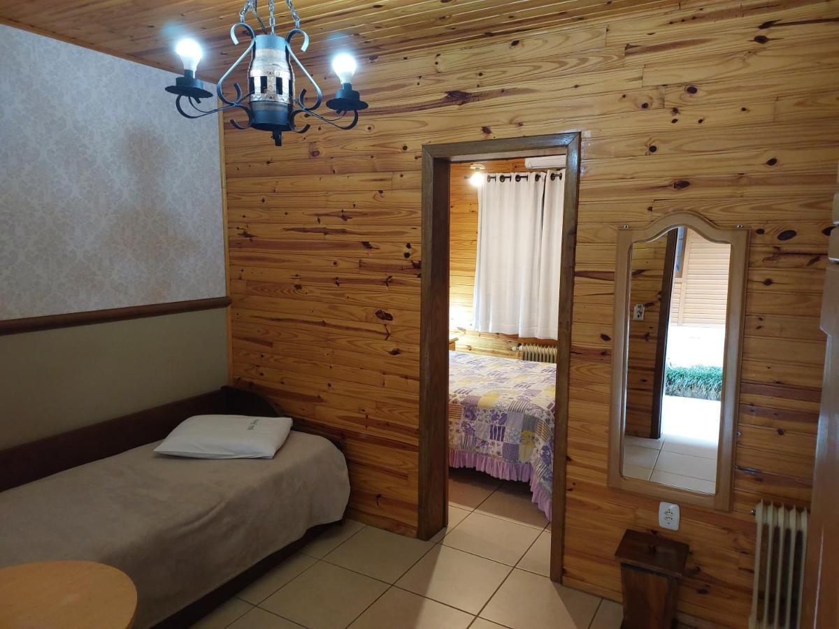 Pousada Villa Fiorita Canela Exteriör bild