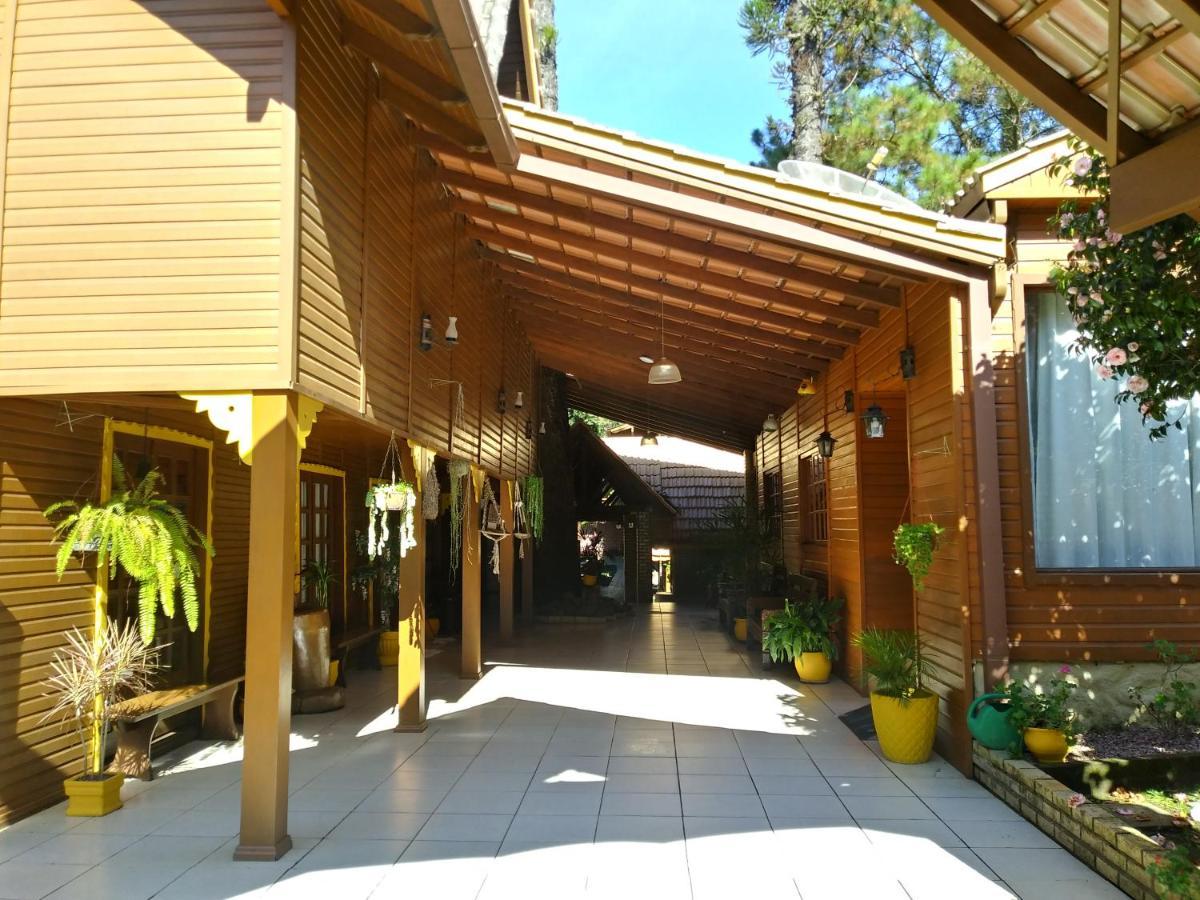 Pousada Villa Fiorita Canela Exteriör bild