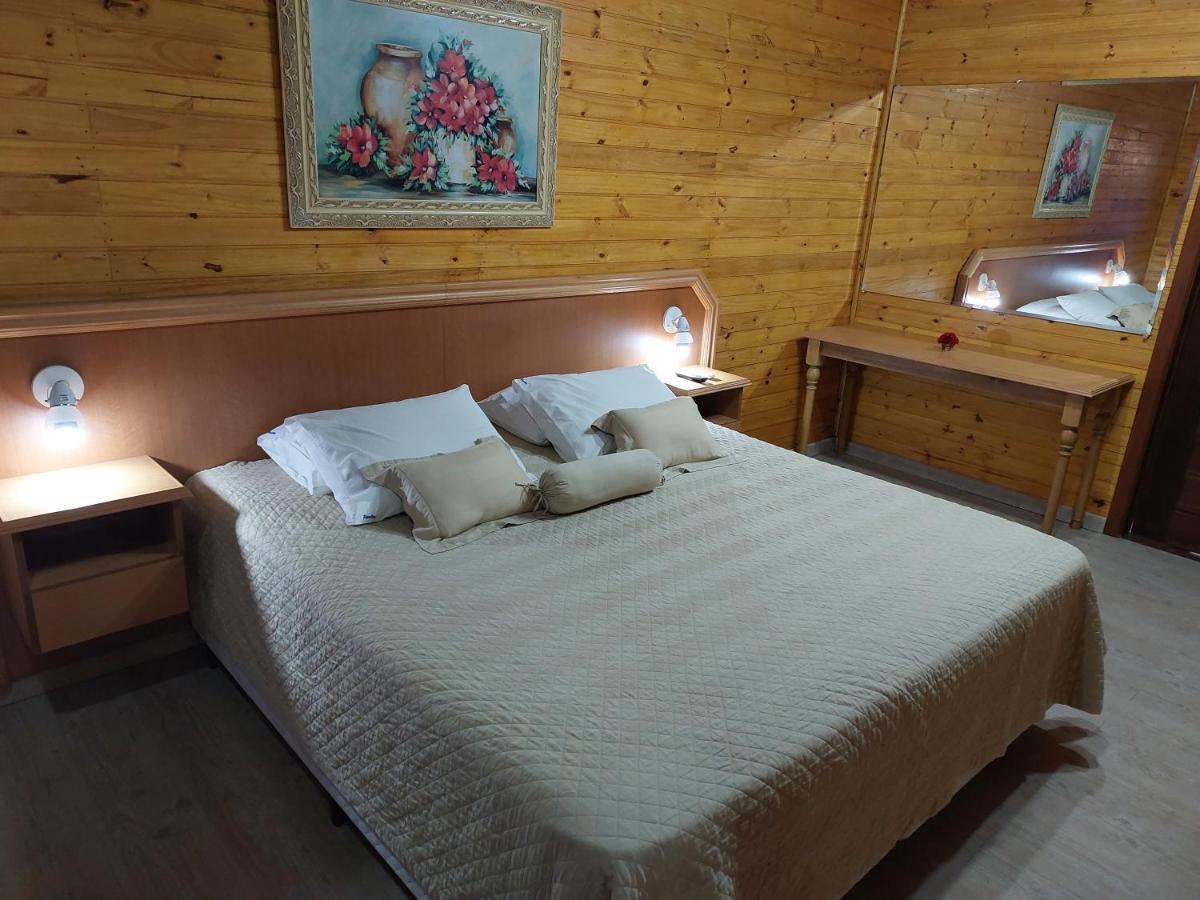 Pousada Villa Fiorita Canela Exteriör bild